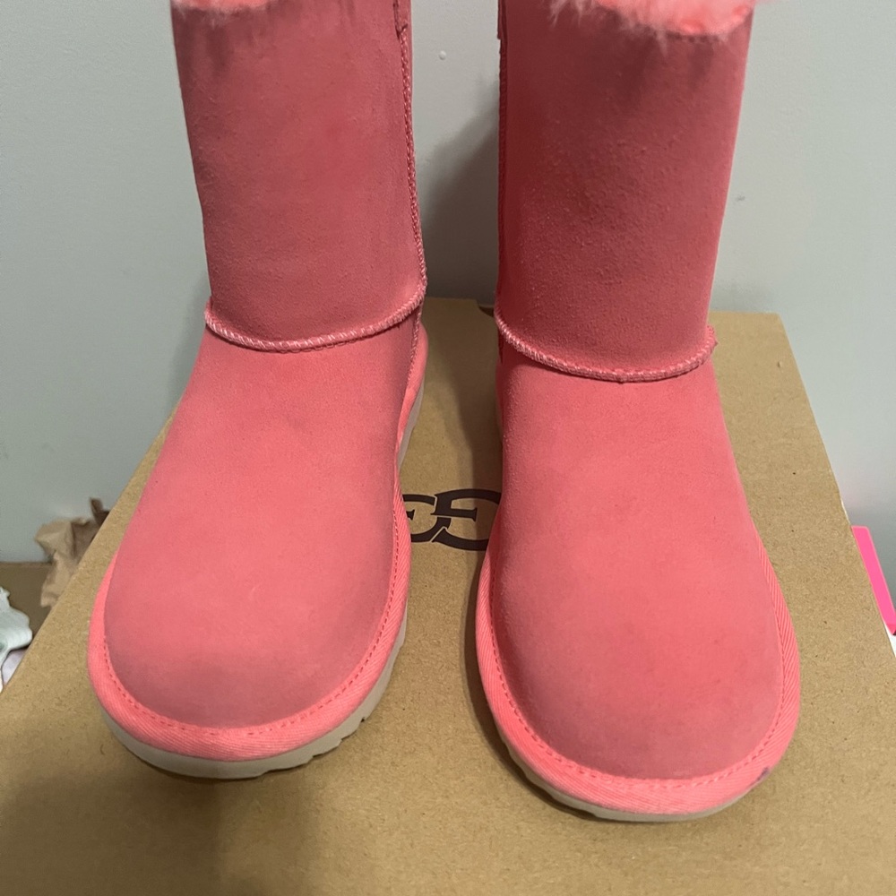 Girls Ugg Bailey Zip